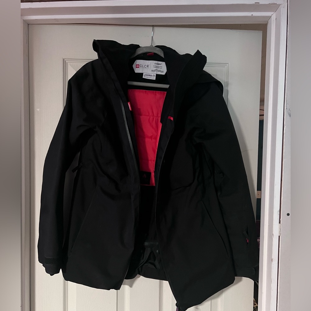 Gore-Tex insulated snowboard jacket